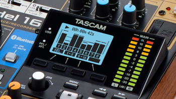 Περισσότερες πληροφορίες για "Tascam Model 16 "