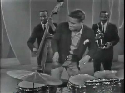 Περισσότερες πληροφορίες για "Sammy Davis Jr. on drums & vibes"